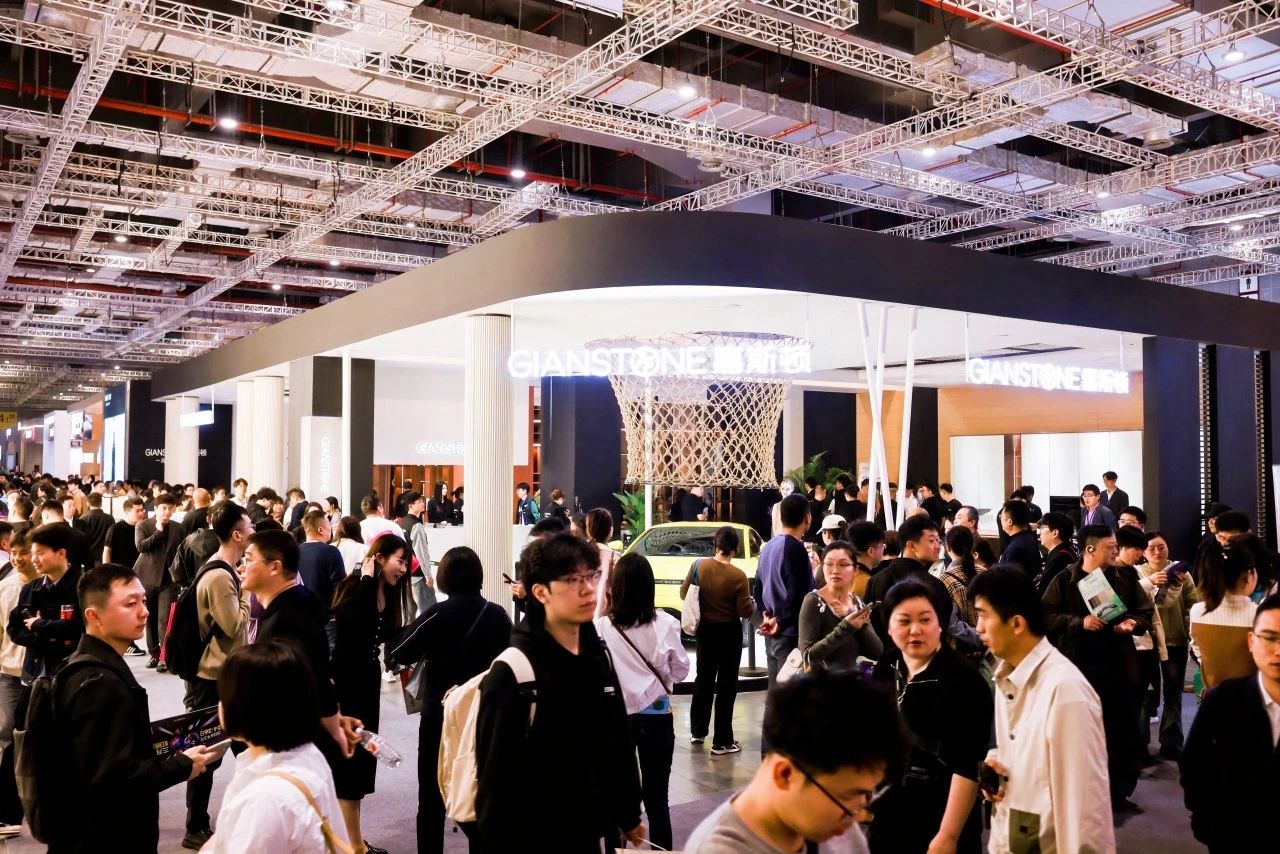 ​岩定未来！2026上海建博会展商风采|意大利施恩德岩板